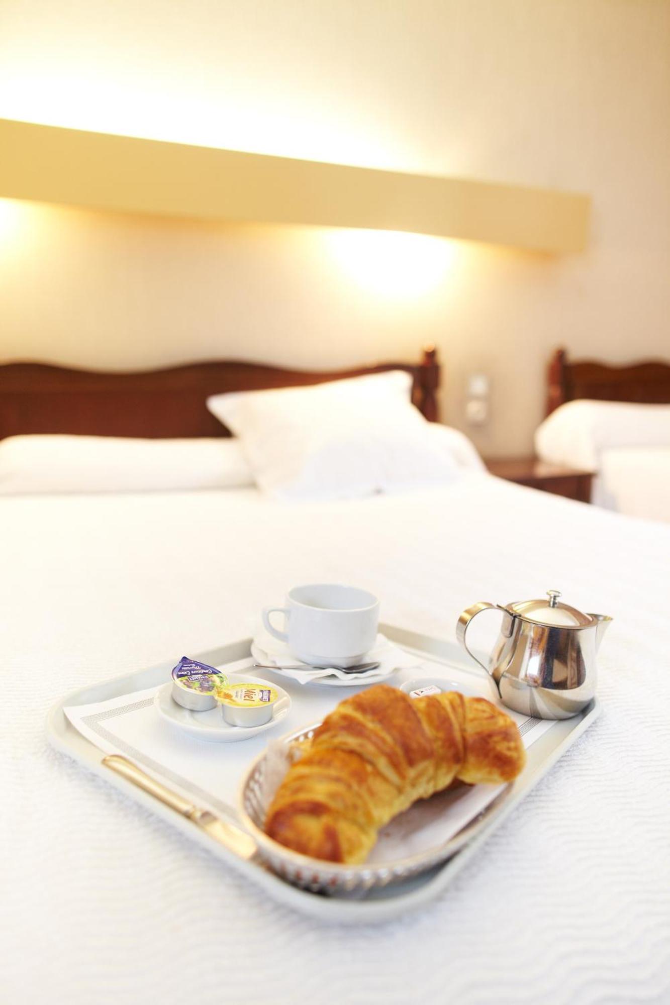 Hotel De Paris Bagnères-de-Luchon Pokój zdjęcie